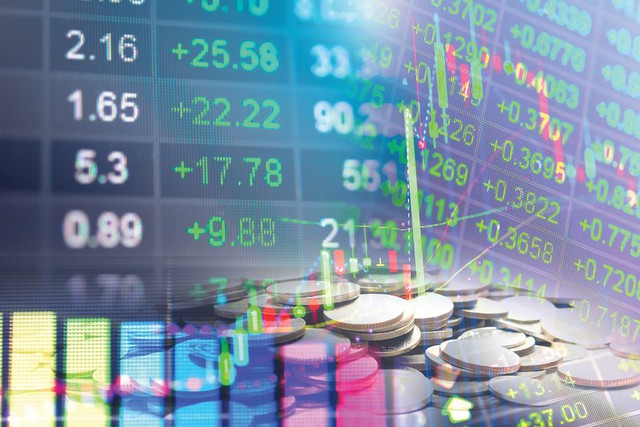 Ngày đáo hạn phái sinh: Dòng ngân hàng hỗ trợ, VN-Index lấy lại sắc xanh- Ảnh 3. Ngày đáo hạn phái sinh: Dòng ngân hàng hỗ trợ, VN-Index lấy lại sắc xanh- Ảnh 3.