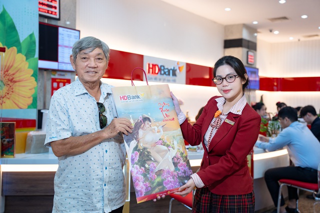 Bộ lịch HDBank 2026 - Di sản rực rỡ hòa nhịp tinh thần đổi mới- Ảnh 2.