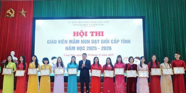 100% cô giáo mầm non Lạng Sơn đoạt giải "Giáo viên dạy giỏi" cấp tỉnh - Ảnh 2. 100% cô giáo mầm non Lạng Sơn đoạt giải "Giáo viên dạy giỏi" cấp tỉnh - Ảnh 2.