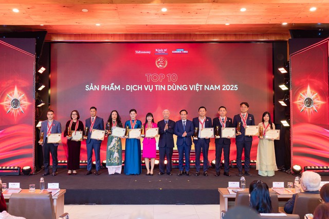 Vinh danh các sản phẩm, dịch vụ Tin Dùng Việt Nam 2025- Ảnh 2.