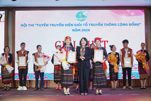 Nâng chất lượng truyền thông cộng đồng vì phụ nữ, trẻ em vùng cao Quảng Trị- Ảnh 2.