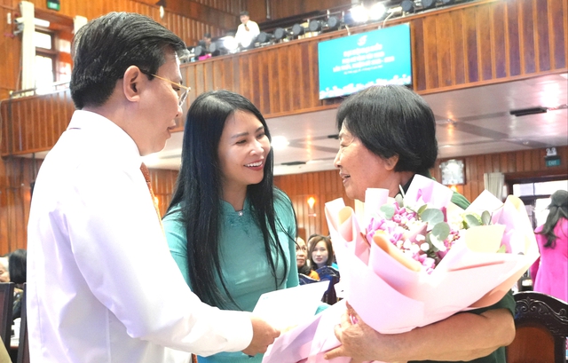 Phụ nữ Tây Ninh quyết tâm viết tiếp trang phát triển mới- Ảnh 1.