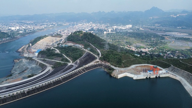 EVN khởi công, khánh thành đồng loạt nhiều dự án, công trình điện chào mừng Đại hội Đại biểu lần thứ XIV của Đảng- Ảnh 2.