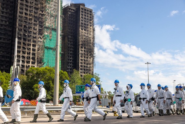 Thành lập Ủy ban điều tra độc lập vụ cháy chung cư ở Hồng Kông- Ảnh 2.