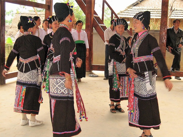 Không gian nhà sàn Lự - Di sản kiến trúc cần được gìn giữ- Ảnh 2. Không gian nhà sàn Lự - Di sản kiến trúc cần được gìn giữ- Ảnh 2.