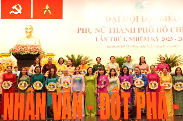 Đại hội đại biểu phụ nữ TPHCM lần thứ I, nhiệm kỳ 2025-2030, hoàn thành phiên làm việc thứ nhất- Ảnh 2.