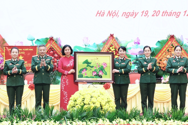 Đại hội đại biểu Phụ nữ Quân đội lần thứ VIII thành công tốt đẹp- Ảnh 12. Đại hội đại biểu Phụ nữ Quân đội lần thứ VIII thành công tốt đẹp- Ảnh 12.