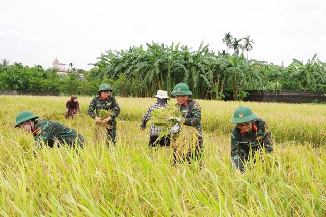 Thực hiện tốt các chế độ, chính sách cho phụ nữ Quân khu 3 - Ảnh 2. Thực hiện tốt các chế độ, chính sách cho phụ nữ Quân khu 3 - Ảnh 2.