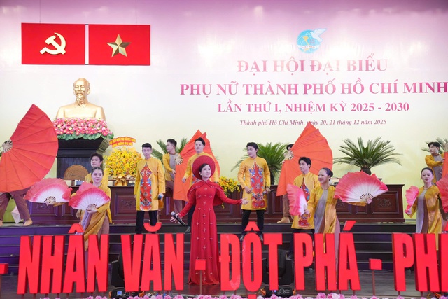 Những hình ảnh đẹp tại Đại hội Đại biểu Phụ nữ TPHCM lần thứ I, nhiệm kỳ 2025-2030- Ảnh 7. Những hình ảnh đẹp tại Đại hội Đại biểu Phụ nữ TPHCM lần thứ I, nhiệm kỳ 2025-2030- Ảnh 7.