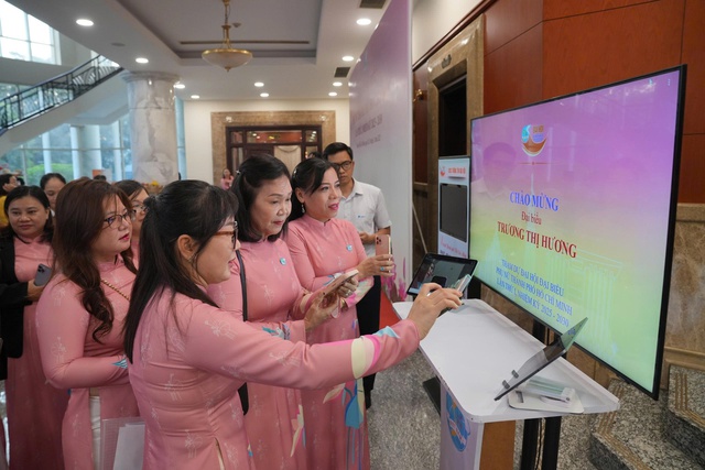 Những hình ảnh đẹp tại Đại hội Đại biểu Phụ nữ TPHCM lần thứ I, nhiệm kỳ 2025-2030- Ảnh 4. Những hình ảnh đẹp tại Đại hội Đại biểu Phụ nữ TPHCM lần thứ I, nhiệm kỳ 2025-2030- Ảnh 4.