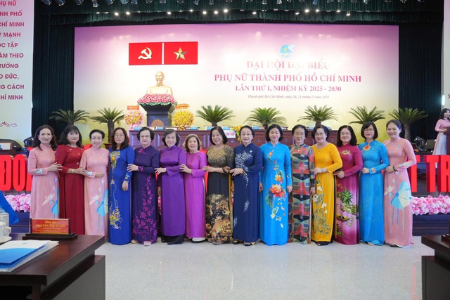 Chủ tịch Hội LHPN Việt Nam Nguyễn Thị Tuyến dự Đại hội Đại biểu Phụ nữ TPHCM- Ảnh 4.