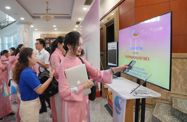 Chủ tịch Hội LHPN Việt Nam Nguyễn Thị Tuyến dự Đại hội Đại biểu Phụ nữ TPHCM- Ảnh 5.