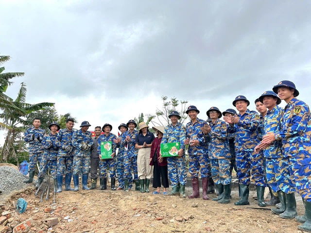 Vùng 4 Hải quân: Tranh thủ từng giờ hoàn thành “Chiến dịch Quang Trung” trước Tết- Ảnh 3.