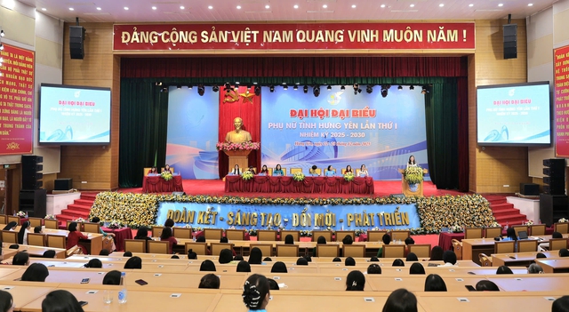 Gần 300 đại biểu dự Đại hội đại biểu Phụ nữ tỉnh Hưng Yên lần thứ I, nhiệm kỳ 2025-2030- Ảnh 1.