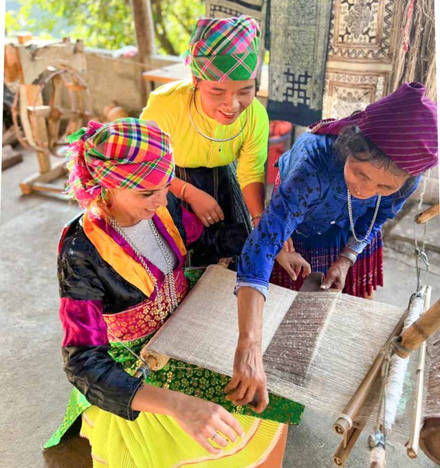 Giảm nghèo bằng sản phẩm đặc trưng vùng dân tộc thiểu số và miền núi ở Cao nguyên đá- Ảnh 1.