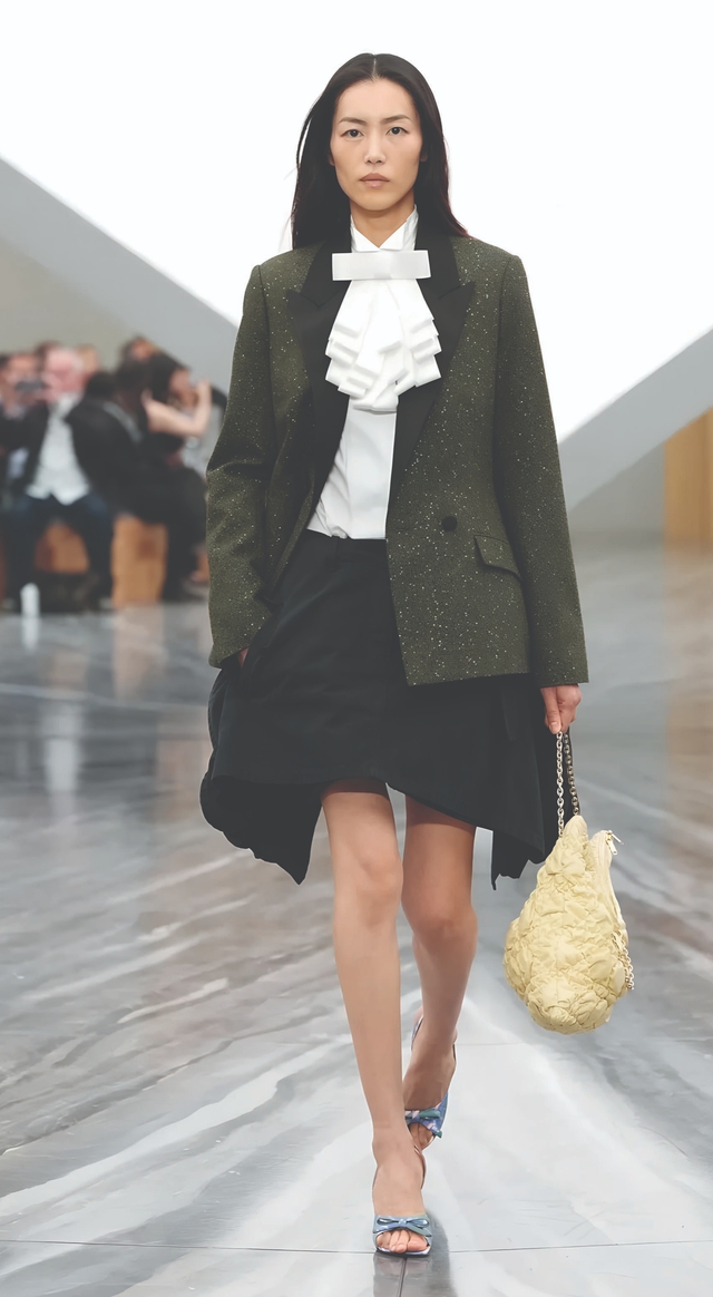 Câu chuyện mới trong những chiếc túi Dior Xuân-Hè 2026- Ảnh 1. Câu chuyện mới trong những chiếc túi Dior Xuân-Hè 2026- Ảnh 1.