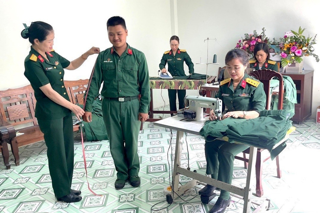 Dấu ấn sáng tạo, lan tỏa tinh thần nhân ái trong phong trào phụ nữ Quân khu 7- Ảnh 3.