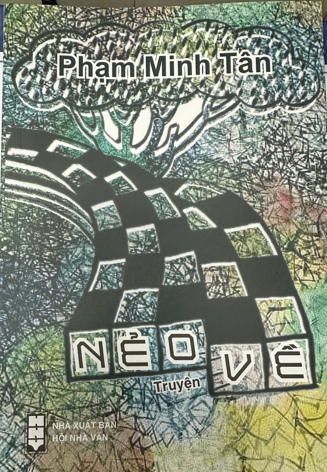 Truyện dài "Nẻo về": Bài ca về tình mẫu tử và bản lĩnh người phụ nữ- Ảnh 1. Truyện dài "Nẻo về": Bài ca về tình mẫu tử và bản lĩnh người phụ nữ- Ảnh 1.