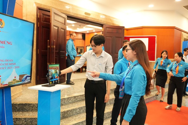 Công đoàn TPHCM tiếp tục là “điểm tựa” tin cậy của đoàn viên, người lao động- Ảnh 1.