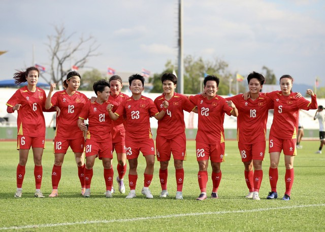 HLV Mai Đức Chung tiếp tục dẫn dắt đội tuyển nữ Việt Nam tại Vòng chung kết bóng đá nữ châu Á 2026- Ảnh 1.