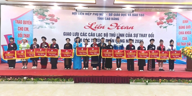 Liên hoan giao lưu các câu lạc bộ "Thủ lĩnh của sự thay đổi" tỉnh Cao Bằng- Ảnh 1.