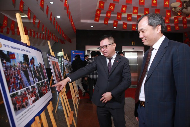 Vinh danh 50 tác phẩm xuất sắc Giải ảnh "Khoảnh khắc Báo chí" 2025- Ảnh 1.