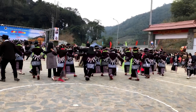 Tưng bừng Ngày hội Văn hóa dân tộc Lự ở Khun Há- Ảnh 1.