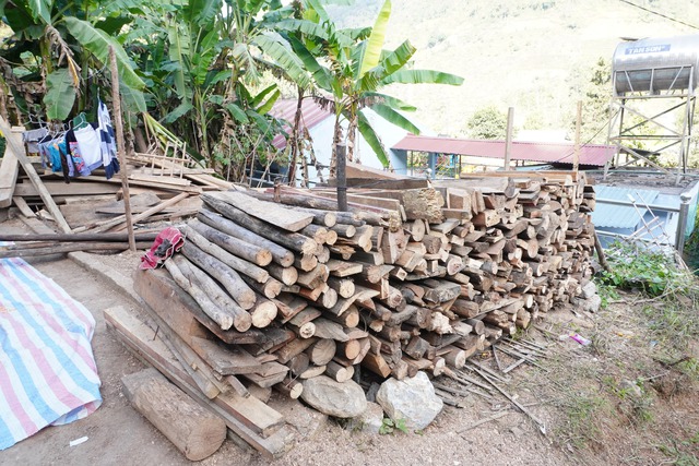 Mái ấm mới của bà con dân tộc Lự ở Bản Thẳm- Ảnh 5.