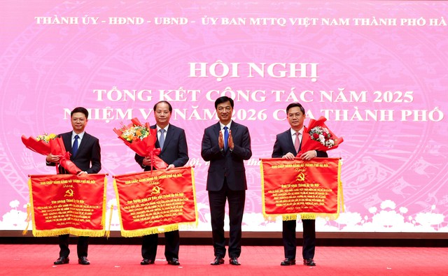 Bí thư Hà Nội: Cải tiến mạnh lề lối làm việc, đề cao trách nhiệm người đứng đầu- Ảnh 3.