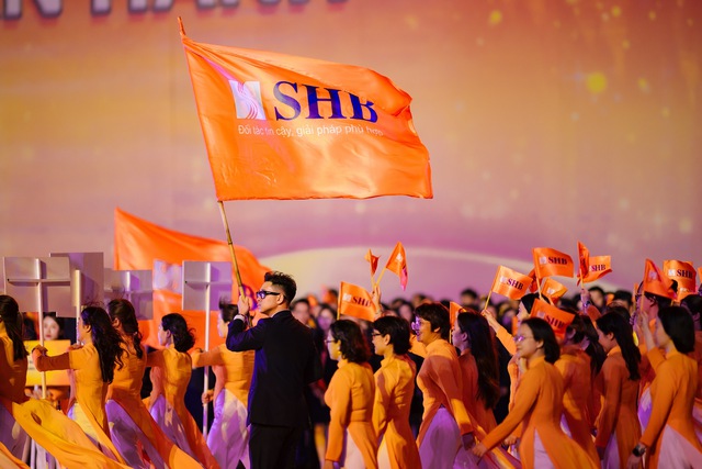 Fortune xếp SHB trong Top 100 nơi làm việc xuất sắc nhất Đông Nam Á, dẫn đầu ngành ngân hàng Việt Nam- Ảnh 2.