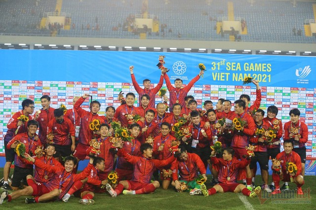 U22 Việt Nam khởi đầu thuận lợi tại môn bóng đá nam SEA Games 33- Ảnh 1. U22 Việt Nam khởi đầu thuận lợi tại môn bóng đá nam SEA Games 33- Ảnh 1.