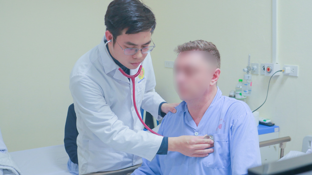 Cảnh báo nhiều ca đột tử, đột quỵ khi chơi pickleball- Ảnh 1.