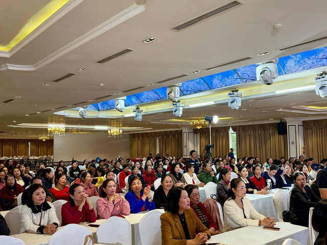 Thúc đẩy bình đẳng giới và quyền của phụ nữ thông qua hành động ứng phó với biến đổi khí hậu - Ảnh 1. Thúc đẩy bình đẳng giới và quyền của phụ nữ thông qua hành động ứng phó với biến đổi khí hậu - Ảnh 1.