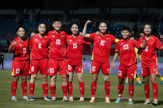 SEA Games 33: Đội tuyển nữ Việt Nam chiến thắng đậm ở trận ra quân- Ảnh 6.