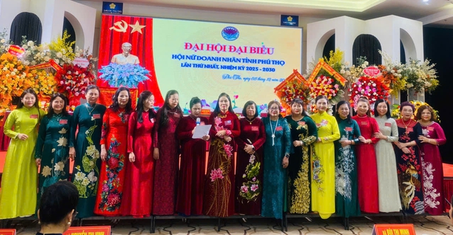 Hội Nữ doanh nhân tỉnh Phú Thọ thực hiện chuyển đổi số, chuyển đổi xanh trong nhiệm kỳ 2025-2030- Ảnh 1. Hội Nữ doanh nhân tỉnh Phú Thọ thực hiện chuyển đổi số, chuyển đổi xanh trong nhiệm kỳ 2025-2030- Ảnh 1.
