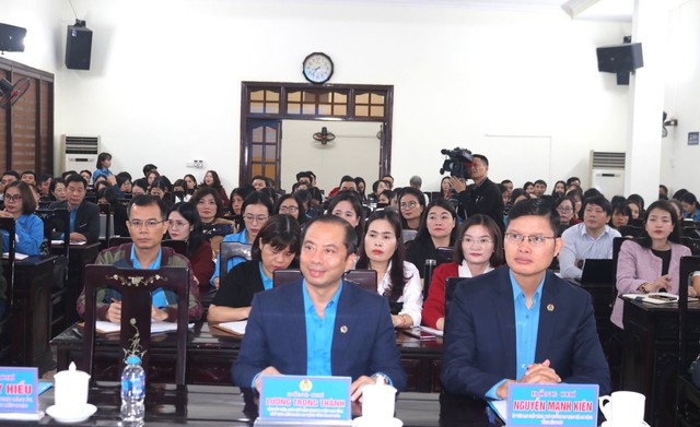 Công đoàn đổi mới truyền thông để đồng hành tốt hơn với công nhân trong bối cảnh mới- Ảnh 2.