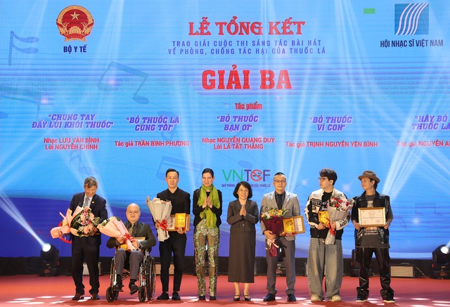 Lan tỏa thông điệp "Cuộc sống không khói thuốc" qua âm nhạc- Ảnh 1. Lan tỏa thông điệp "Cuộc sống không khói thuốc" qua âm nhạc- Ảnh 1.