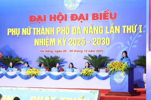 Phụ nữ Đà Nẵng phải là "nhạc trưởng văn hóa" trong gia đình và cộng đồng- Ảnh 9. Phụ nữ Đà Nẵng phải là "nhạc trưởng văn hóa" trong gia đình và cộng đồng- Ảnh 9.