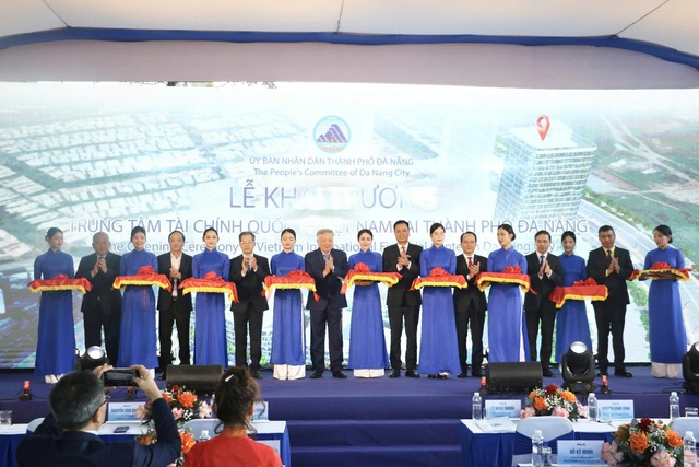 Phó Thủ tướng thường trực Nguyễn Hòa Bình: Từ quyết sách quốc gia tới niềm tin thị trường, Đà Nẵng cần sẵn sàng đón làn sóng đầu tư mới- Ảnh 2.