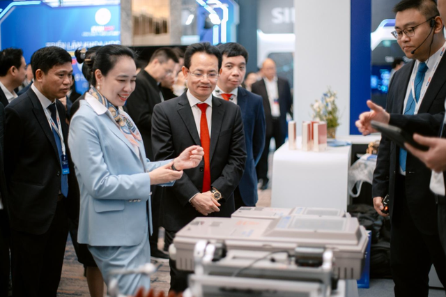 EVNNPC gắn đổi mới sáng tạo với hiệu quả sản xuất kinh doanh để cung cấp điện an toàn và bền vững- Ảnh 3. EVNNPC gắn đổi mới sáng tạo với hiệu quả sản xuất kinh doanh để cung cấp điện an toàn và bền vững- Ảnh 3.