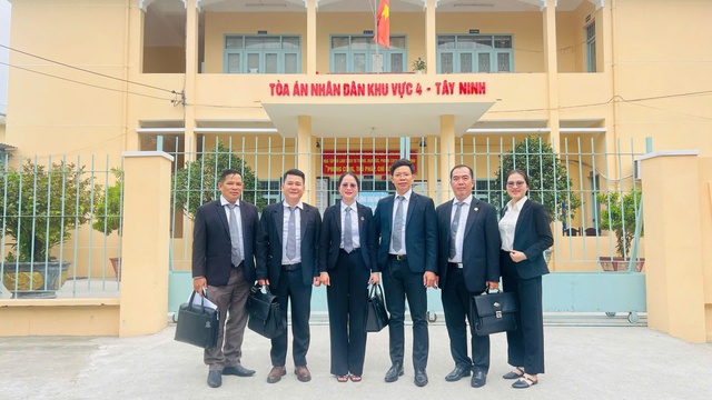 Hỗn chiến, 25 bị cáo nhận án phạt tù trong đó có 10 trẻ vị thành niên- Ảnh 2.