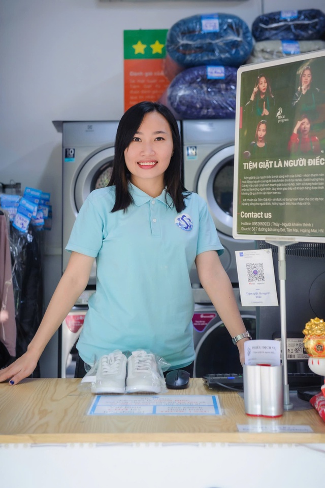 Tiệm giặt trong im lặng và người phụ nữ mở lối cho những giấc mơ- Ảnh 1.