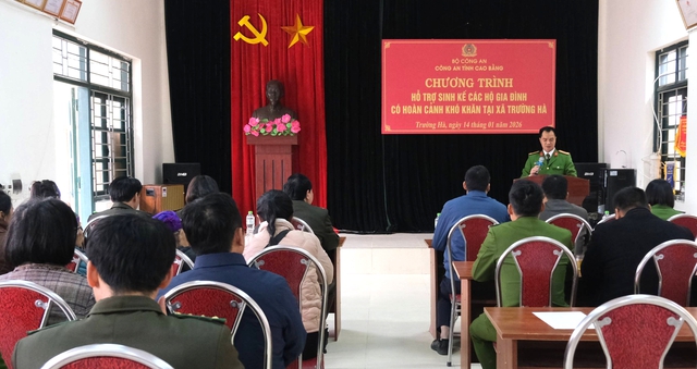 Công an Cao Bằng tổ chức bốc thăm nhận bò giống, hỗ trợ sinh kế gia đình khó khăn- Ảnh 1. Công an Cao Bằng tổ chức bốc thăm nhận bò giống, hỗ trợ sinh kế gia đình khó khăn- Ảnh 1.