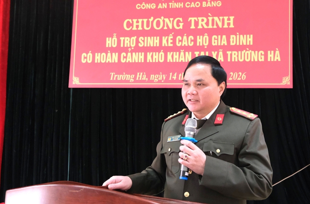 Công an Cao Bằng tổ chức bốc thăm nhận bò giống, hỗ trợ sinh kế gia đình khó khăn- Ảnh 3. Công an Cao Bằng tổ chức bốc thăm nhận bò giống, hỗ trợ sinh kế gia đình khó khăn- Ảnh 3.