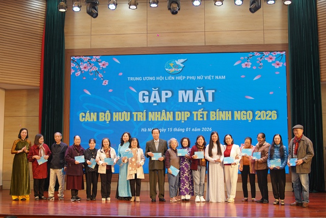 Trung ương Hội LHPN Việt Nam gặp mặt cán bộ hưu trí phía Bắc nhân dịp Tết Bính Ngọ 2026- Ảnh 10.