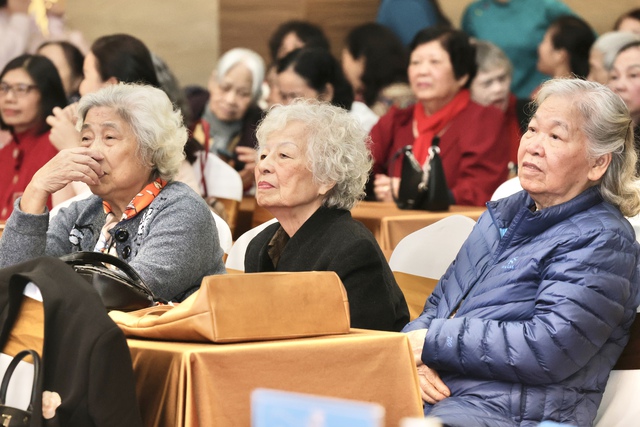 Trung ương Hội LHPN Việt Nam gặp mặt cán bộ hưu trí phía Bắc nhân dịp Tết Bính Ngọ 2026- Ảnh 5.