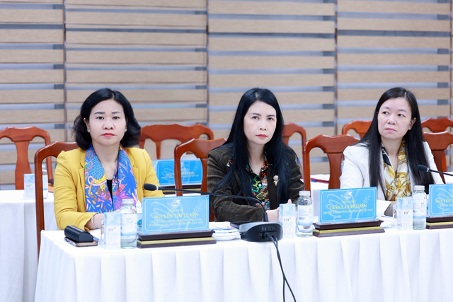 Giới thiệu Chủ tịch Hội LHPN Việt Nam Nguyễn Thị Tuyến ứng cử đại biểu Quốc hội khóa XVI- Ảnh 1.