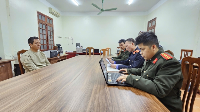 Triệt phá "tổng kho" giấu vũ khí ở biên giới Lạng Sơn- Ảnh 1.