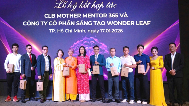 Lễ ký kết hợp tác giữa CLB Mẹ là cố vấn 365 và các đối tác. Ảnh: BTC