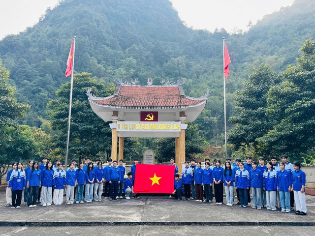 Tuổi trẻ Cao Bằng, Lạng Sơn đồng loạt tổ chức Lễ chào cờ trước thềm khai mạc Đại hội XIV của Đảng- Ảnh 5.